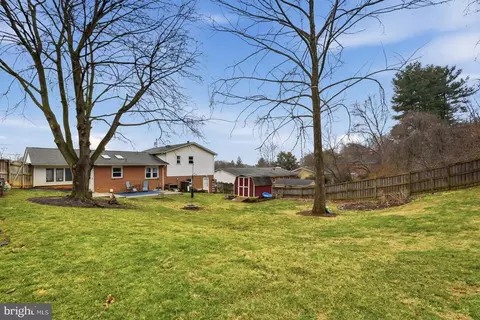 Exterior - 519 Whitacre St, Winchester, VA 22601 photo 3 of 6