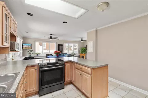 Kitchen - 519 Whitacre St, Winchester, VA 22601 photo 3 of 4
