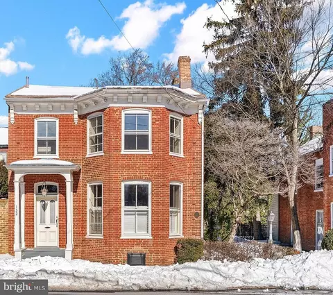 132 Amherst St, Winchester, VA 22601