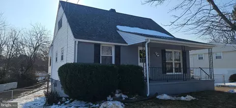 Exterior - 232 Myrtle Ave, Winchester, VA 22601 photo 2 of 7