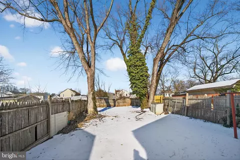 Exterior - 376 Charles St, Winchester, VA 22601 photo 5 of 5