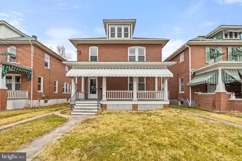 320 E Piccadilly St, Winchester, VA 22601