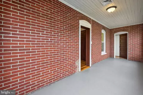 320 E Piccadilly St, Winchester, VA 22601 photo 25