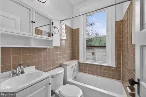 320 E Piccadilly St, Winchester, VA 22601 photo 20