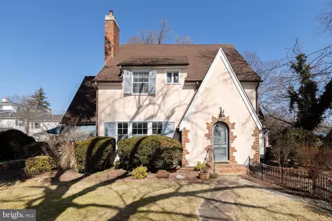 200 W 210 W Fairfax Ln, Winchester, VA 22601