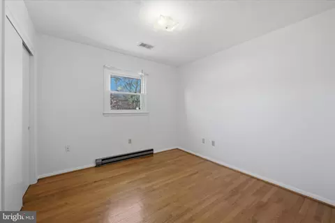 Bedroom - 113 Christopher Dr, Winchester, VA 22601 photo 1 of 6
