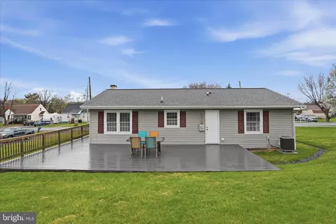 Exterior - 2912 2nd St, Winchester, VA 22601 photo 4 of 8