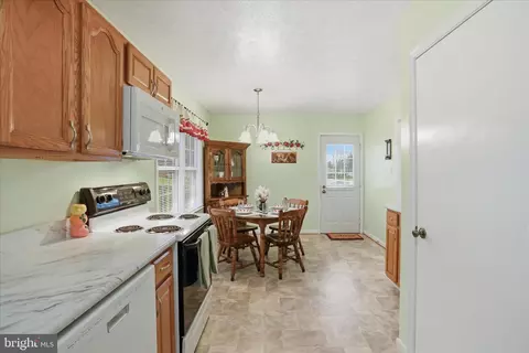 Kitchen - 2912 2nd St, Winchester, VA 22601 photo 3 of 4