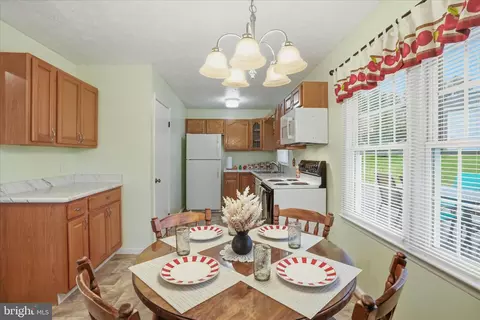 Dining - 2912 2nd St, Winchester, VA 22601 photo 1 of 2