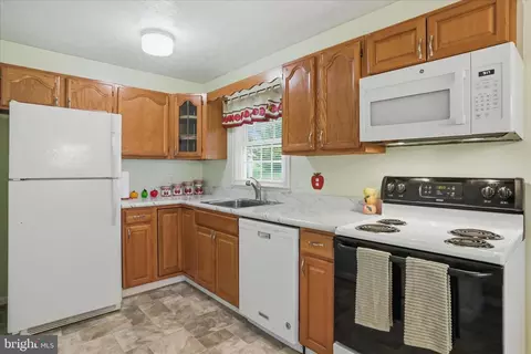 Kitchen - 2912 2nd St, Winchester, VA 22601 photo 1 of 4