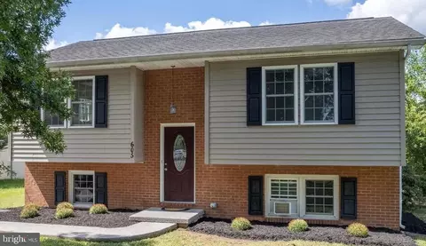605 Dunlap St, Winchester, VA 22601
