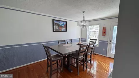 Dining - 623 Smithfield Ave, Winchester, VA 22601 photo 1 of 2