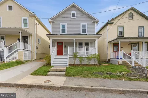 13 E Leicester St, Winchester, VA 22601