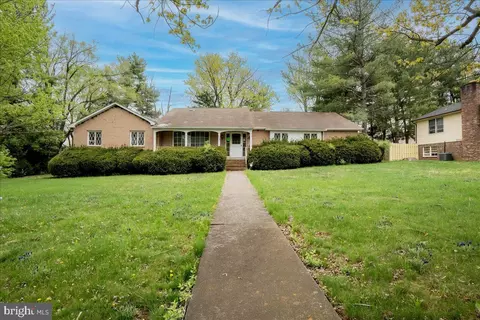 2700 Saratoga Dr, Winchester, VA 22601