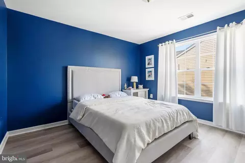 Bedroom - 930 Wayne Dr, Winchester, VA 22601 photo 5 of 6