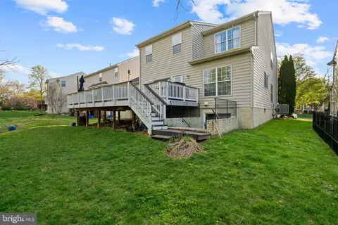 Exterior - 930 Wayne Dr, Winchester, VA 22601 photo 5 of 7