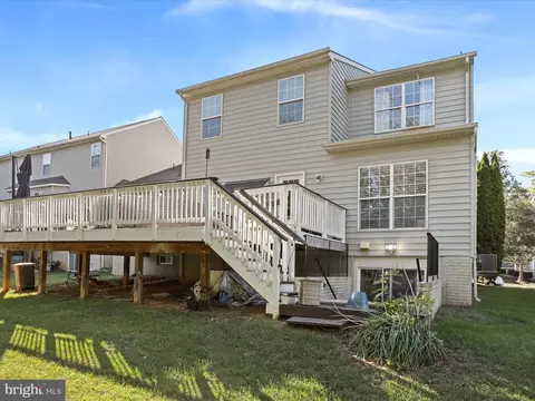 Exterior - 930 Wayne Dr, Winchester, VA 22601 photo 4 of 7