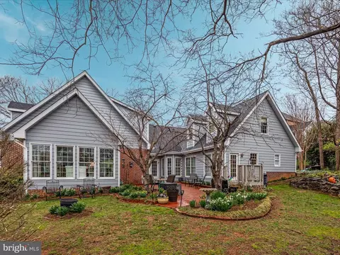 Exterior - 769 Seldon Dr, Winchester, VA 22601 photo 2 of 11