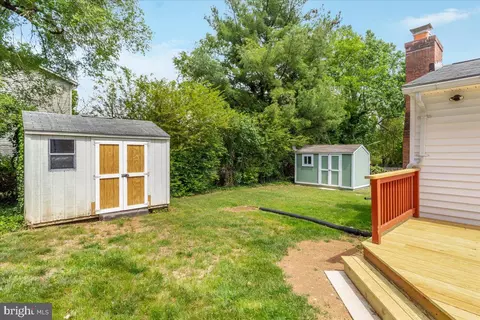 Exterior - 420 E Pall Mall St, Winchester, VA 22601 photo 2 of 5