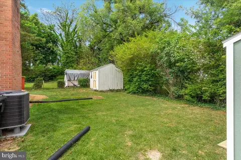 Exterior - 420 E Pall Mall St, Winchester, VA 22601 photo 5 of 5