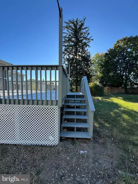 Exterior - 419 Summit Ave, Winchester, VA 22601 photo 9 of 11