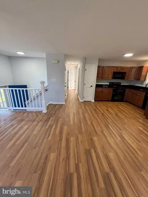 Entry Way - 419 Summit Ave, Winchester, VA 22601 photo 5 of 21