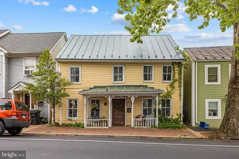 706 S Cameron St, Winchester, VA 22601