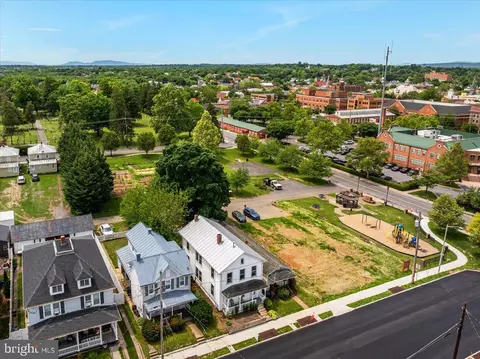 View/Area - 307 12 E Piccadilly St, Winchester, VA 22601 photo 3 of 11