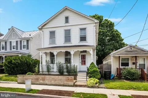 307 12 E Piccadilly St, Winchester, VA 22601