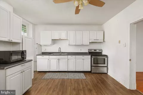 Kitchen - 307 12 E Piccadilly St, Winchester, VA 22601 photo 1 of 1