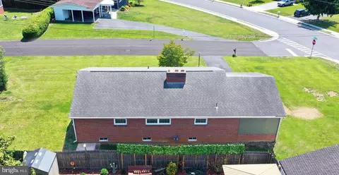 View/Area - 437 Beechcroft Rd, Winchester, VA 22601 photo 2 of 3