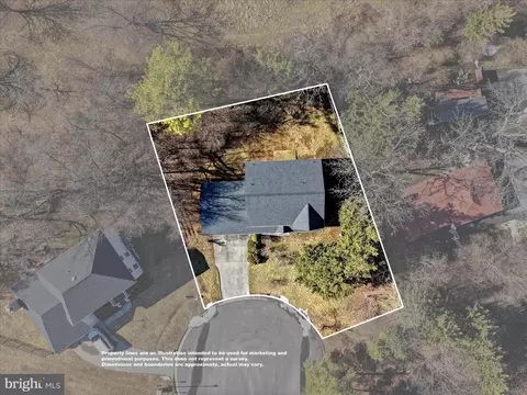View/Area - 620 Crystal Ct, Winchester, VA 22601 photo 12 of 13