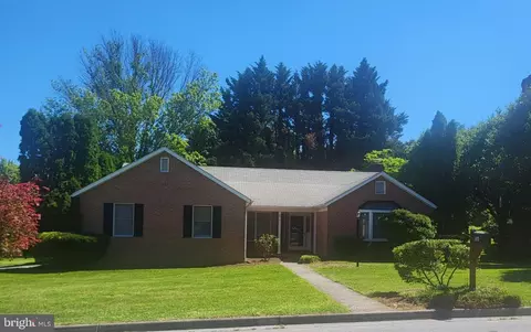 654 Treys Dr, Winchester, VA 22601