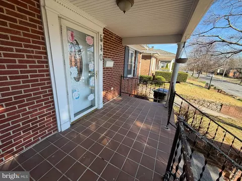 Exterior - 540 Bellview Ave, Winchester, VA 22601 photo 5 of 8