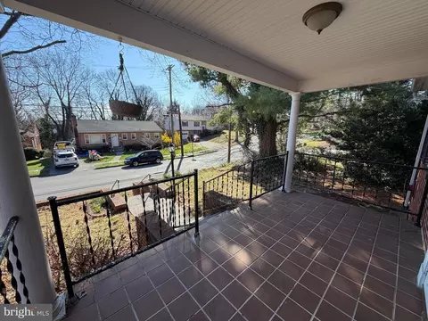 Exterior - 540 Bellview Ave, Winchester, VA 22601 photo 6 of 8