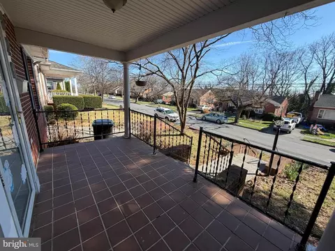 Exterior - 540 Bellview Ave, Winchester, VA 22601 photo 4 of 8