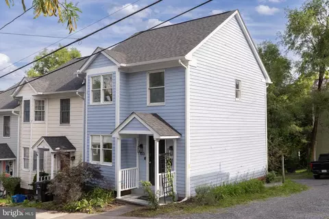 Exterior - 103 E Germain St, Winchester, VA 22601 photo 4 of 5