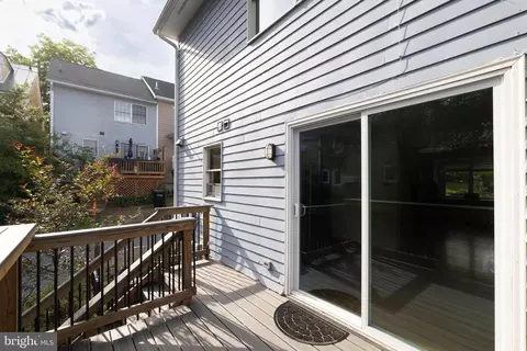 Exterior - 103 E Germain St, Winchester, VA 22601 photo 2 of 5