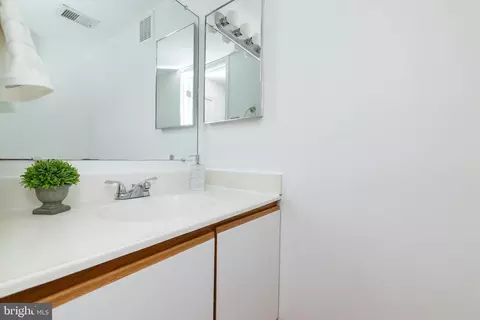 Other - 103 E Germain St, Winchester, VA 22601 photo 2 of 6