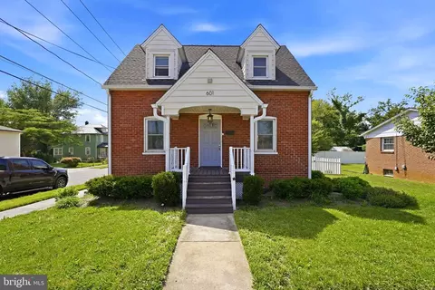 601 Gray Ave, Winchester, VA 22601