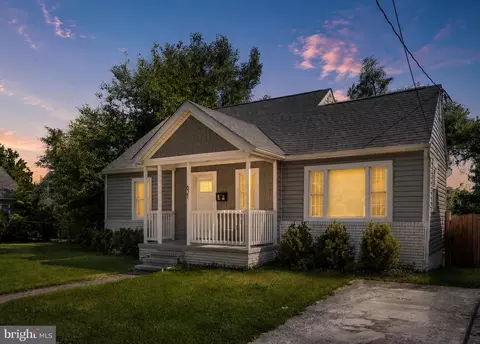 621 Patterson Ave, Winchester, VA 22601
