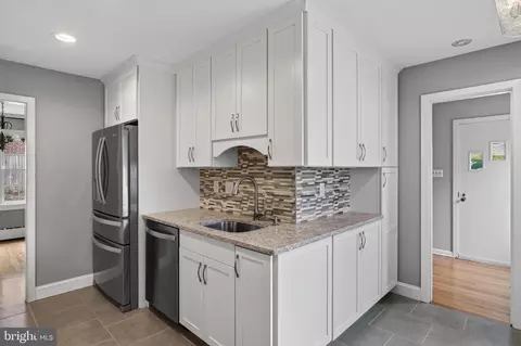 Kitchen - 1306 Vanceright Cir, Winchester, VA 22601 photo 1 of 4