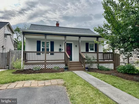 102 N Purcell Ave, Winchester, VA 22601