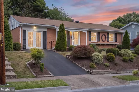 Exterior - 936 Allen Dr, Winchester, VA 22601 photo 2 of 10