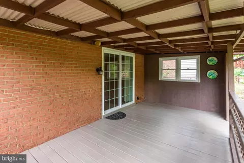 Exterior - 936 Allen Dr, Winchester, VA 22601 photo 8 of 10