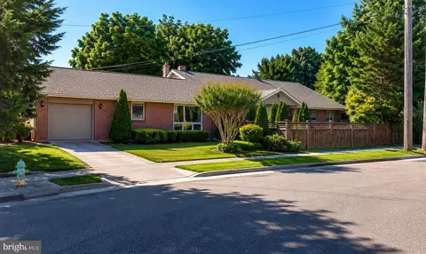 1202 Handley Ave, Winchester, VA 22601