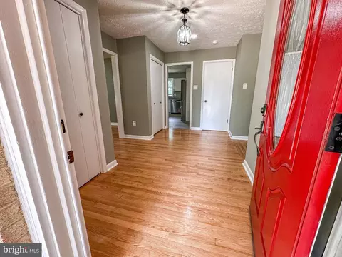 Entry Way - 110 Russellcroft Rd, Winchester, VA 22601 photo 1 of 4