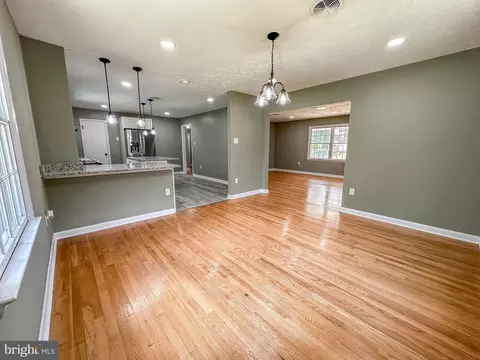 Living - 110 Russellcroft Rd, Winchester, VA 22601 photo 1 of 4