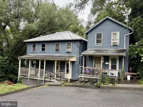 211 E 213-215 E Clifford St, Winchester, VA 22601