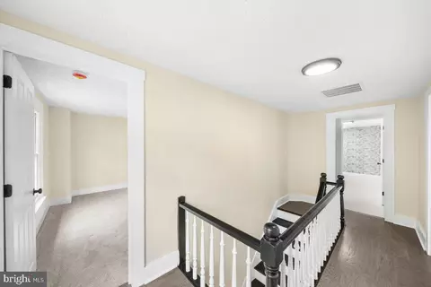 Entry Way - 21 E Germain St, Winchester, VA 22601 photo 5 of 12